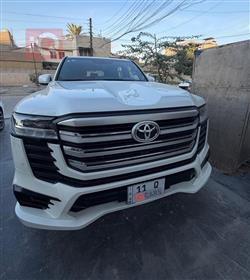 تۆیۆتا لاند کروزەر